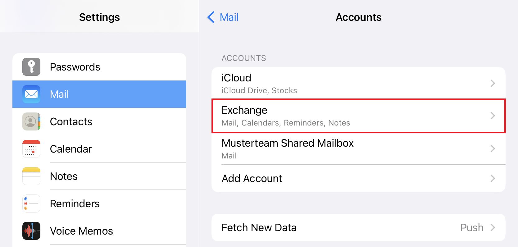 Left part, Settings. Many items with icon and naming. Selected Mail. Right part, Accounts, clickable on the left Smaller sign Mail. ACCOUNTS. iCloud. iCloud Drive, Stocks, right point bracket to the right. Selected Exchange. Mail, Calendars, Reminders, Notes, right point bracket to the right. Musterteam Shared Mailbox. Mail, right point bracket to the right. Add Account, right point bracket to the right. Fetch New Data, right Push point bracket to the right.